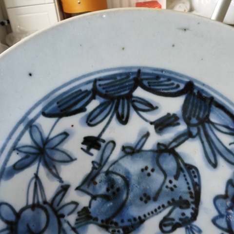 古玩陶瓷青花鹿紋盤真品鑒賞圖