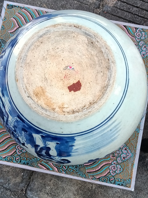 古玩陶瓷麒麟送子青花缸真品鑒賞圖