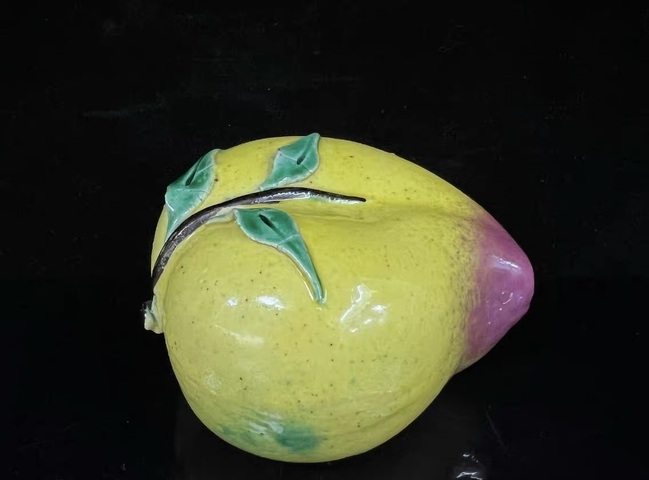 古玩陶瓷粉彩仿生瓷塑桃真品鑒賞圖