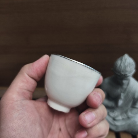 古玩陶瓷德化窯白釉杯真品鑒賞圖