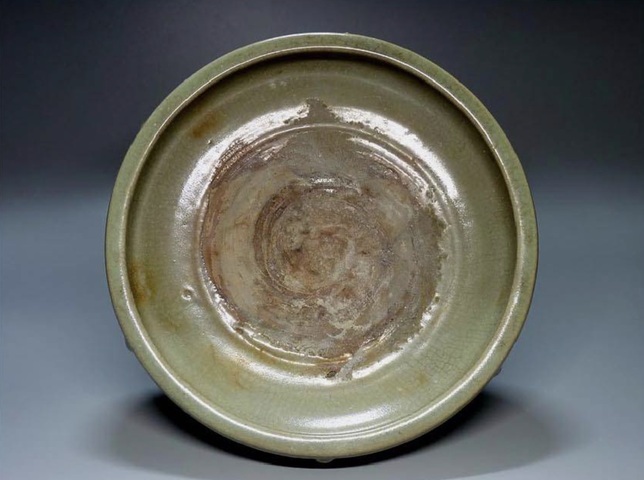 古玩陶瓷龍泉窯青釉三足香爐真品鑒賞圖