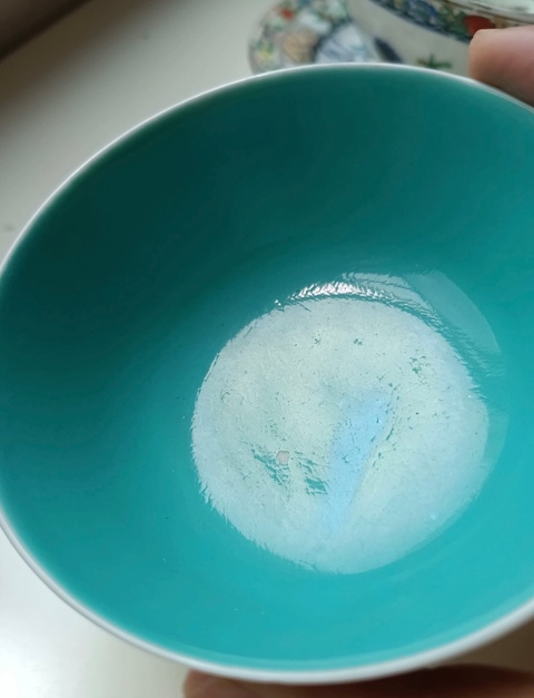 古玩陶瓷黃釉粉彩花卉碗真品鑒賞圖