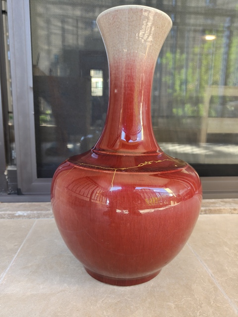 古玩陶瓷清末民國郎窯紅釉賞瓶真品鑒賞圖