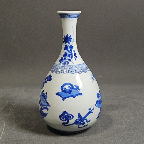 古玩陶瓷青花博古清供長頸瓶真品鑒賞圖