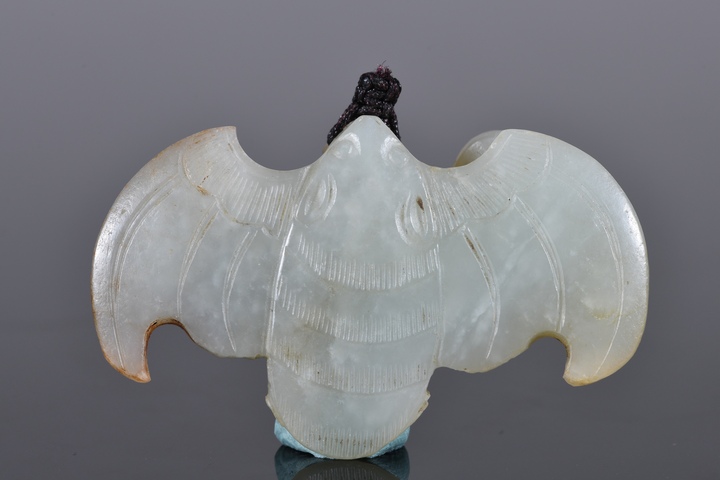 古玩玉器和田玉雕“蝙蝠佩”真品鑒賞圖