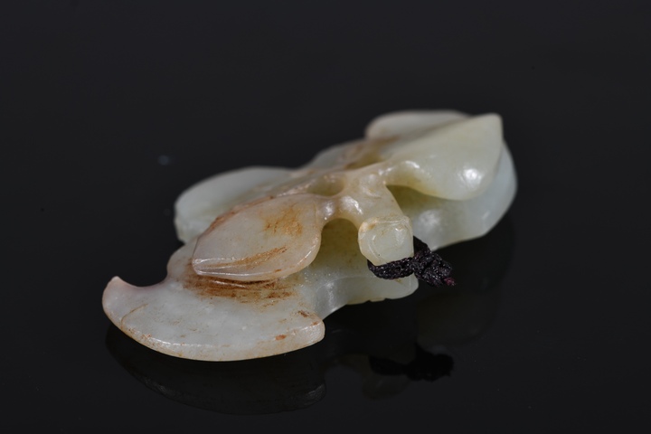 古玩玉器和田玉雕“蝙蝠佩”真品鑒賞圖