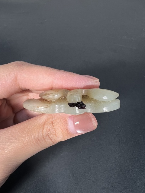 古玩玉器和田玉雕“蝙蝠佩”真品鑒賞圖