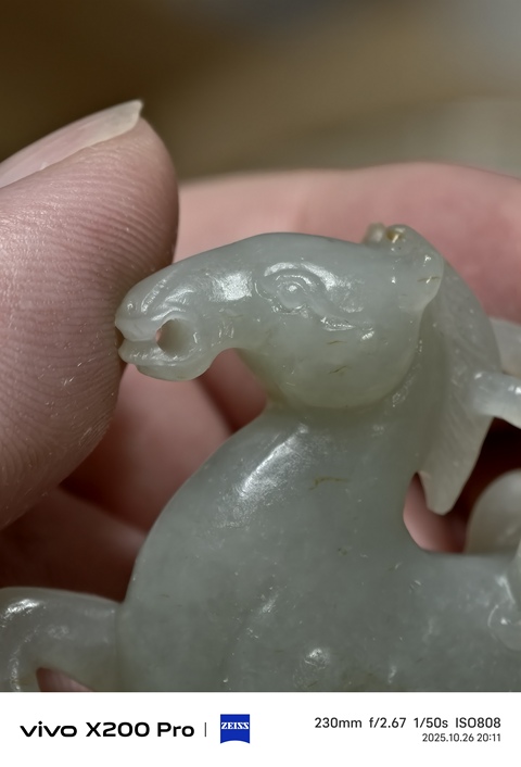 古玩玉器和田玉騎馬人物題材把件真品鑒賞圖