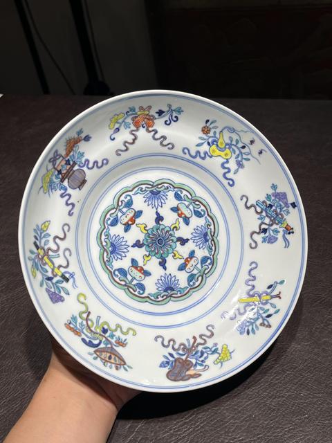 古玩陶瓷斗彩花卉紋折腰盤真品鑒賞圖