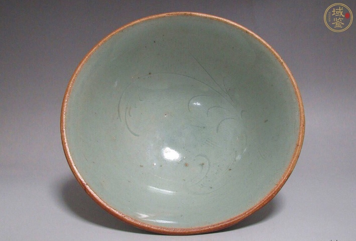 古玩陶瓷青白釉刻仰蓮紋碗真品鑒賞圖