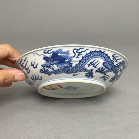 古玩陶瓷青花雙龍戲珠紋臥盤(pán)真品鑒賞圖