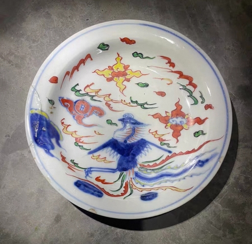 古玩陶瓷青花五彩鳳紋盤真品鑒賞圖