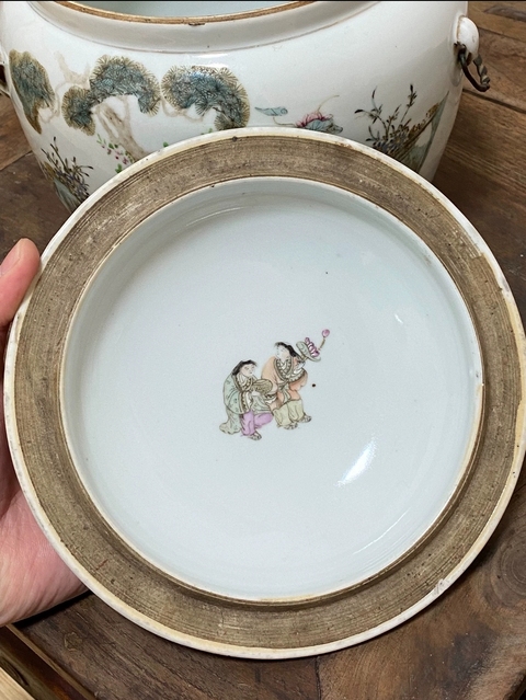 古玩陶瓷粉彩和合二仙圖粥罐真品鑒賞圖