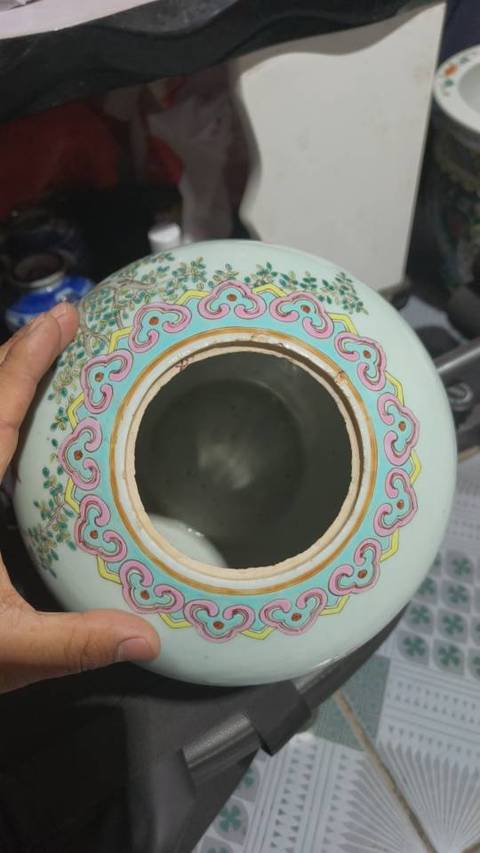 古玩陶瓷粉彩罐真品鑒賞圖
