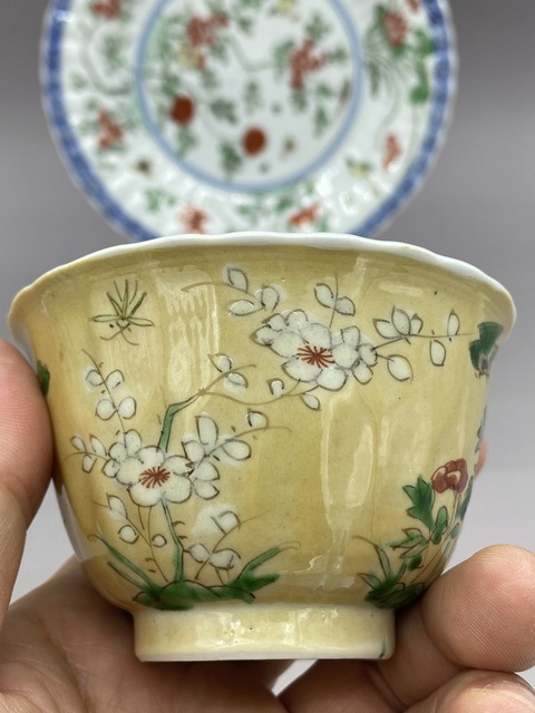 古玩陶瓷康熙 米黃釉青花五彩花鳥紋杯碟拍賣,當(dāng)前價(jià)格5777元