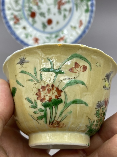 古玩陶瓷康熙 米黃釉青花五彩花鳥紋杯碟拍賣,當(dāng)前價(jià)格5777元