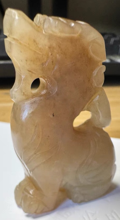 古玩玉器和田玉望天吼真品鑒賞圖