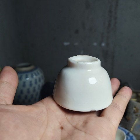 古玩陶瓷晚明德化窯杯拍賣，當前價格0元