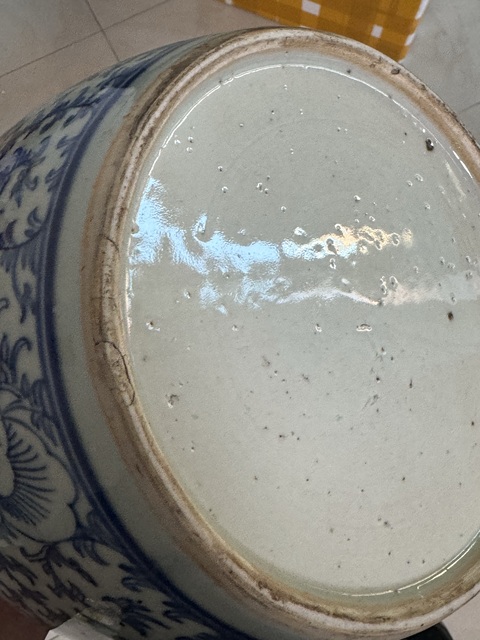 古玩陶瓷青花纏枝花卉紋罐真品鑒賞圖