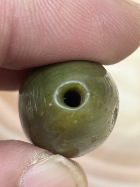 古玩玉器地方玉珠真品鑒賞圖