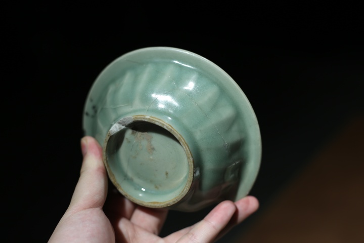 古玩陶瓷龍泉青瓷雙魚洗拍賣,當前價格0元