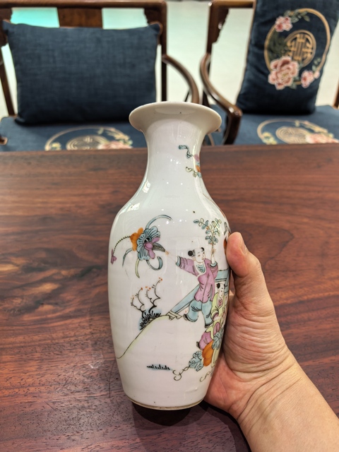 古玩陶瓷粉彩人物故事觀音瓶真品鑒賞圖