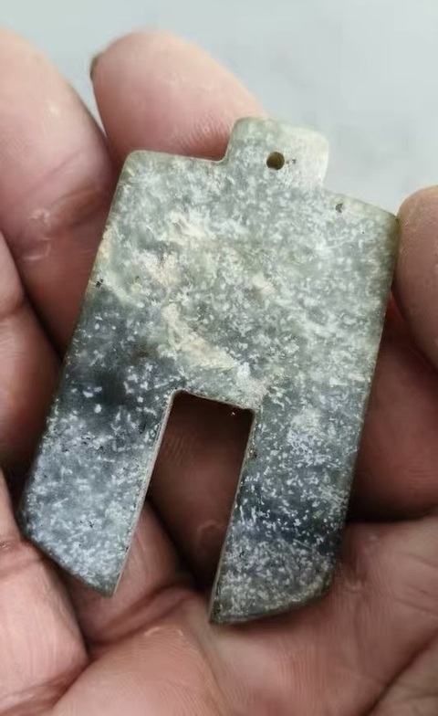 古玩玉器地方玉“刀幣”真品鑒賞圖