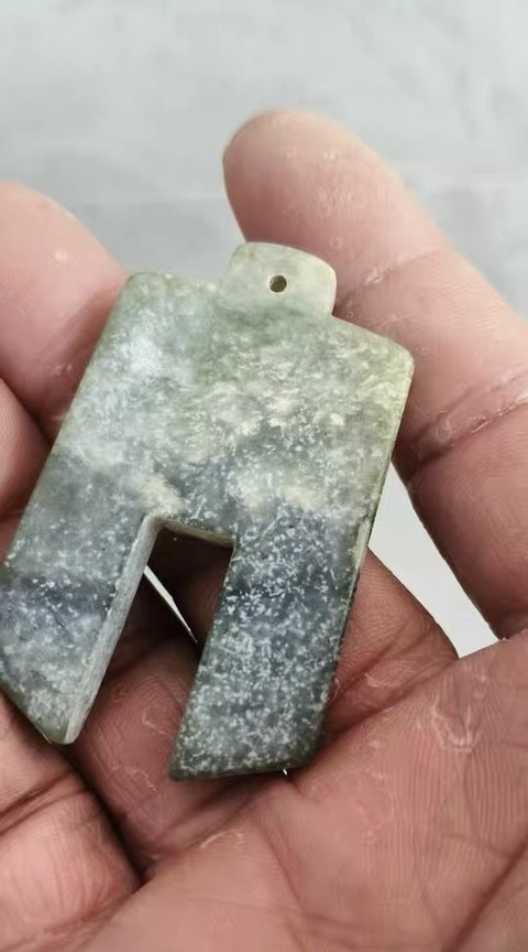 古玩玉器地方玉“刀幣”真品鑒賞圖