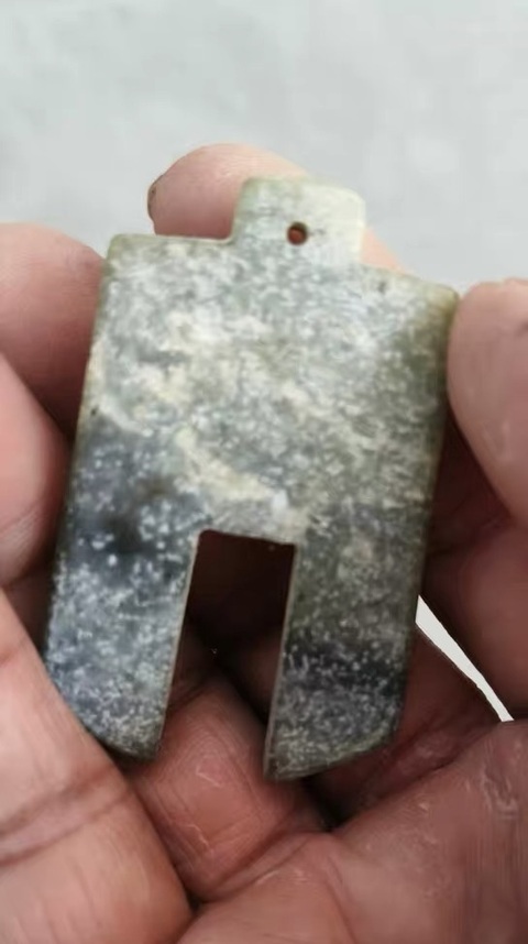 古玩玉器地方玉“刀幣”真品鑒賞圖