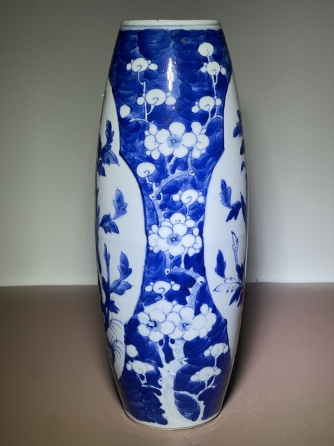 古玩陶瓷冰梅開(kāi)窗錦上添花橄欖瓶真品鑒賞圖