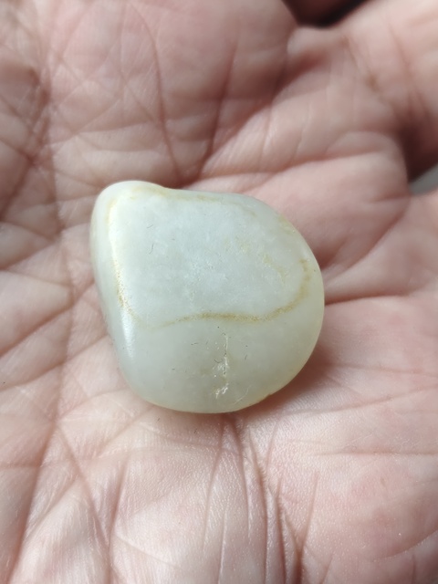 古玩玉器天然和田玉籽料原石拍賣，當前價格688元