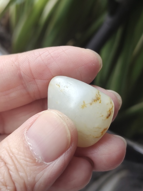 古玩玉器天然和田玉籽料原石拍賣，當前價格688元