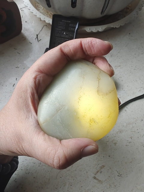 古玩玉器天然和田玉籽料原石拍賣,當(dāng)前價格988元