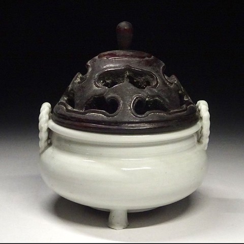 古玩陶瓷三足索耳爐真品鑒賞圖