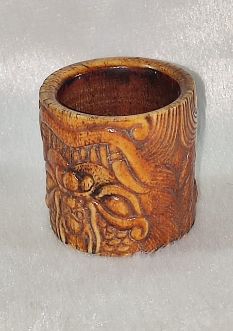 古玩字畫饕餮紋骨質班指真品鑒賞圖