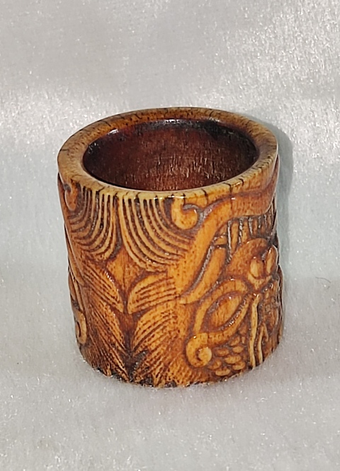 古玩字畫饕餮紋骨質班指真品鑒賞圖