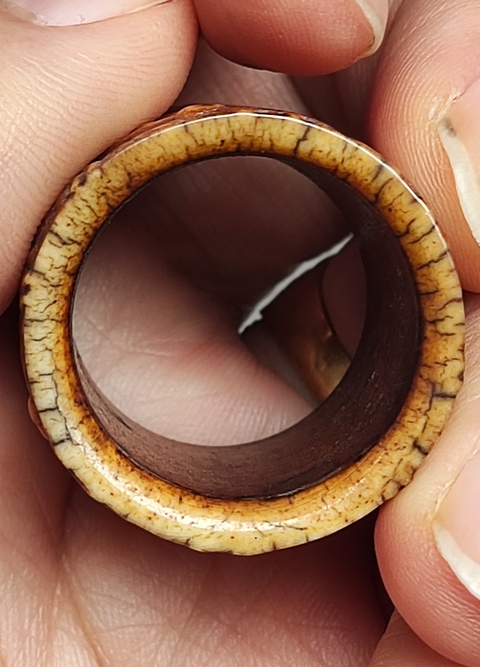 古玩字畫饕餮紋骨質班指真品鑒賞圖