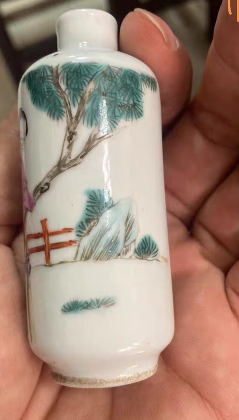 古玩陶瓷晚清粉彩人物鼻煙壺拍賣，當前價格888元