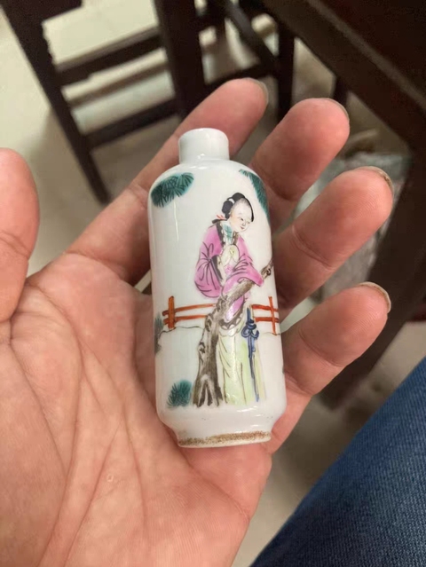 古玩陶瓷晚清粉彩人物鼻煙壺拍賣，當前價格888元