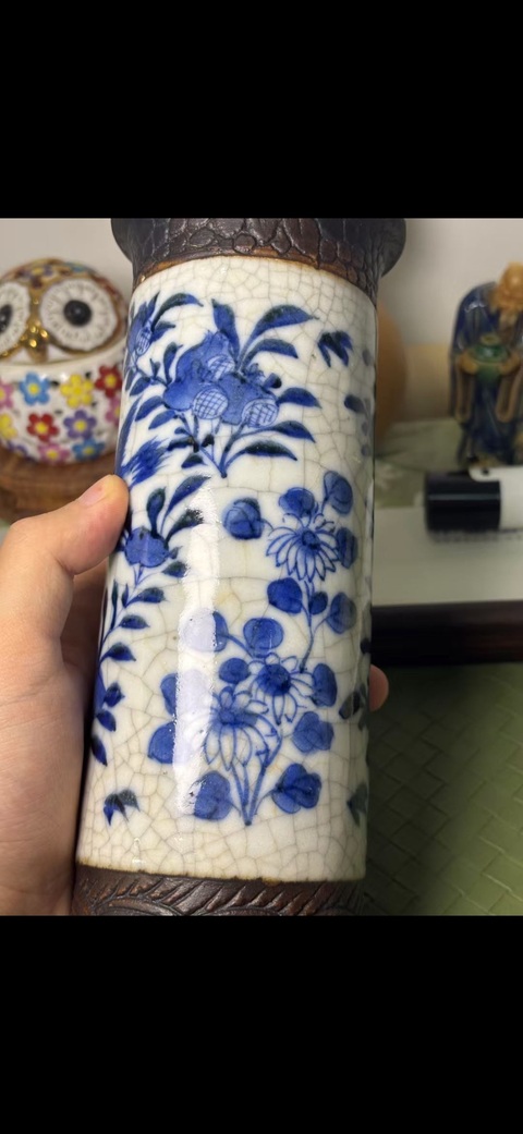 古玩陶瓷哥釉地鐵銹釉青花花觚真品鑒賞圖