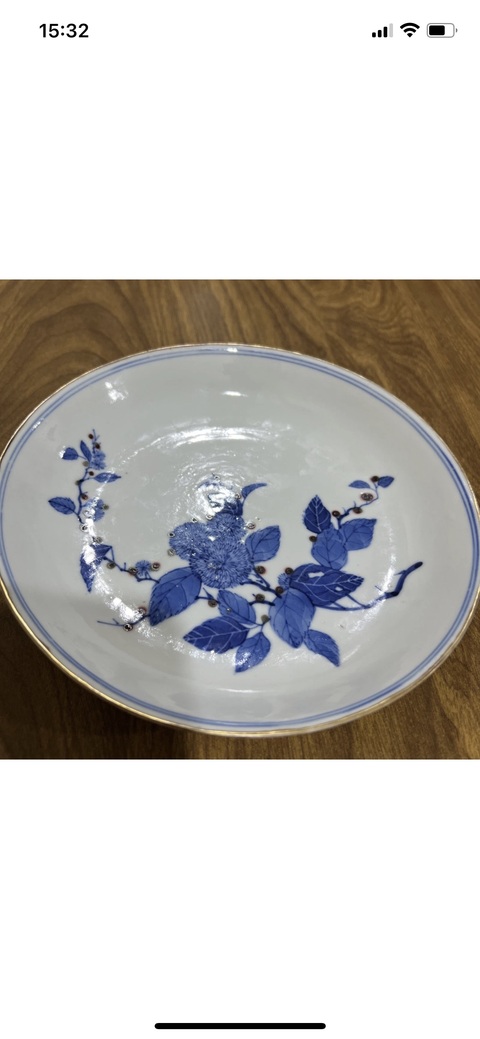 古玩陶瓷青花釉里紅花卉紋臥盤真品鑒賞圖