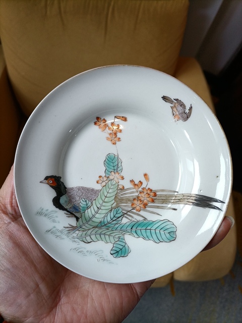 古玩陶瓷花鳥紋盤真品鑒賞圖
