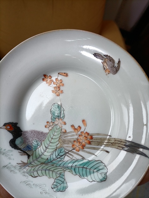 古玩陶瓷花鳥紋盤真品鑒賞圖