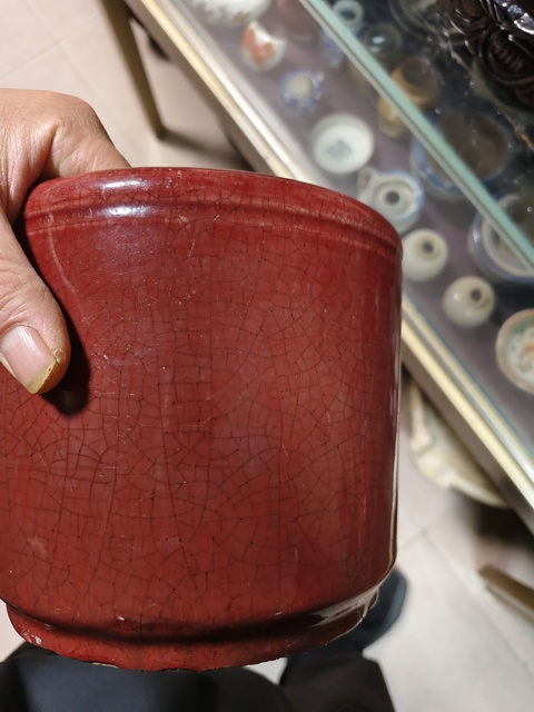 古玩陶瓷紅釉圈足圈足香爐真品鑒賞圖
