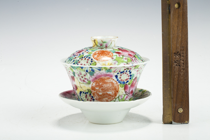 古玩陶瓷民國(guó)·粉彩百花不落地團(tuán)龍紋三才碗真品鑒賞圖