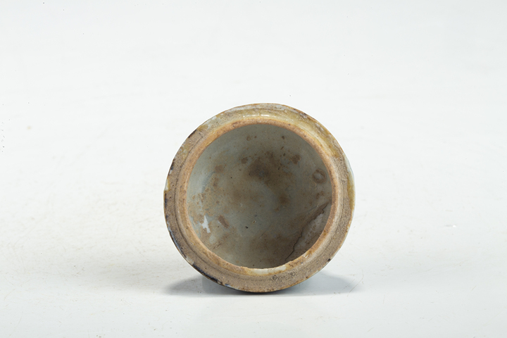 古玩陶瓷明晚·青花花卉紋小蓋盒真品鑒賞圖