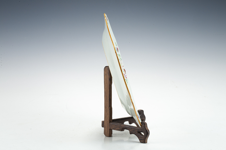 古玩陶瓷清乾隆·粉彩福祿花卉紋八方盤拍賣，當前價格640元