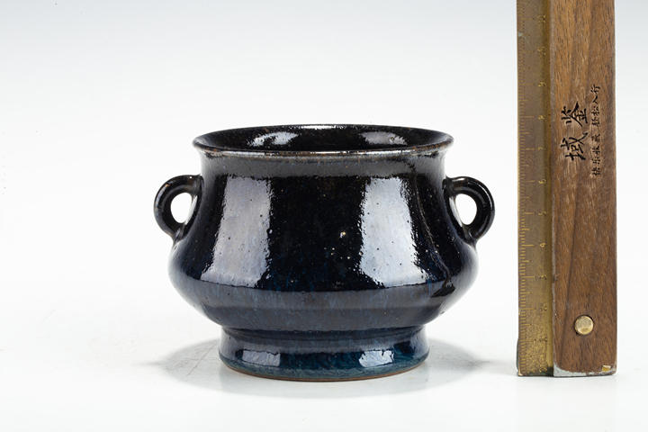 古玩陶瓷清晚·窯變釉雙耳爐
真品鑒賞圖