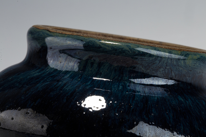 古玩陶瓷清晚·窯變釉雙耳爐
真品鑒賞圖