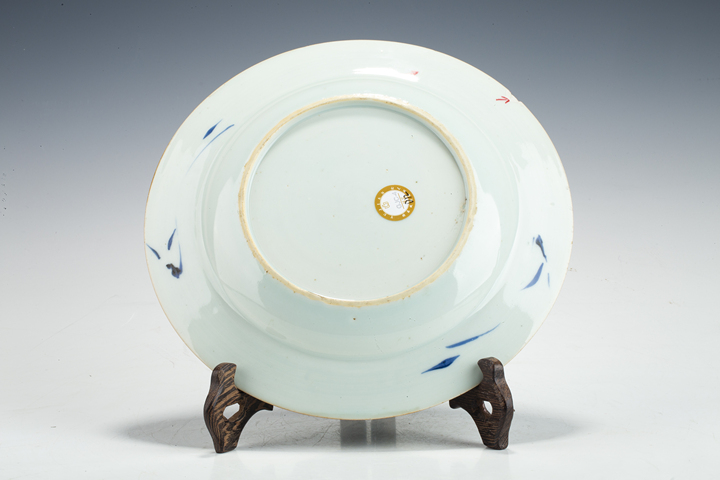 古玩陶瓷清康熙·青花洞石花竹紋折沿盤
真品鑒賞圖